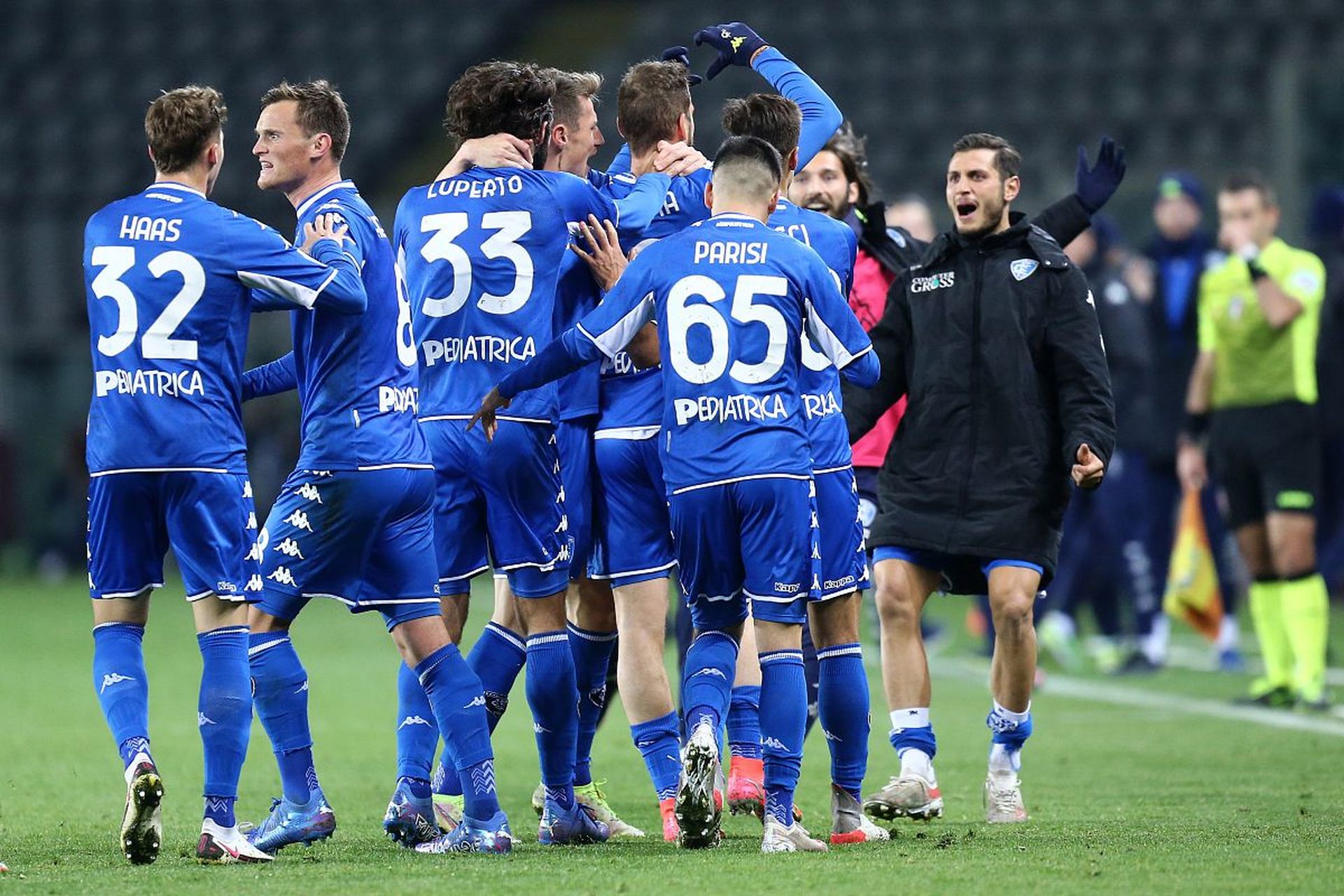 利用定位球 利用定位球